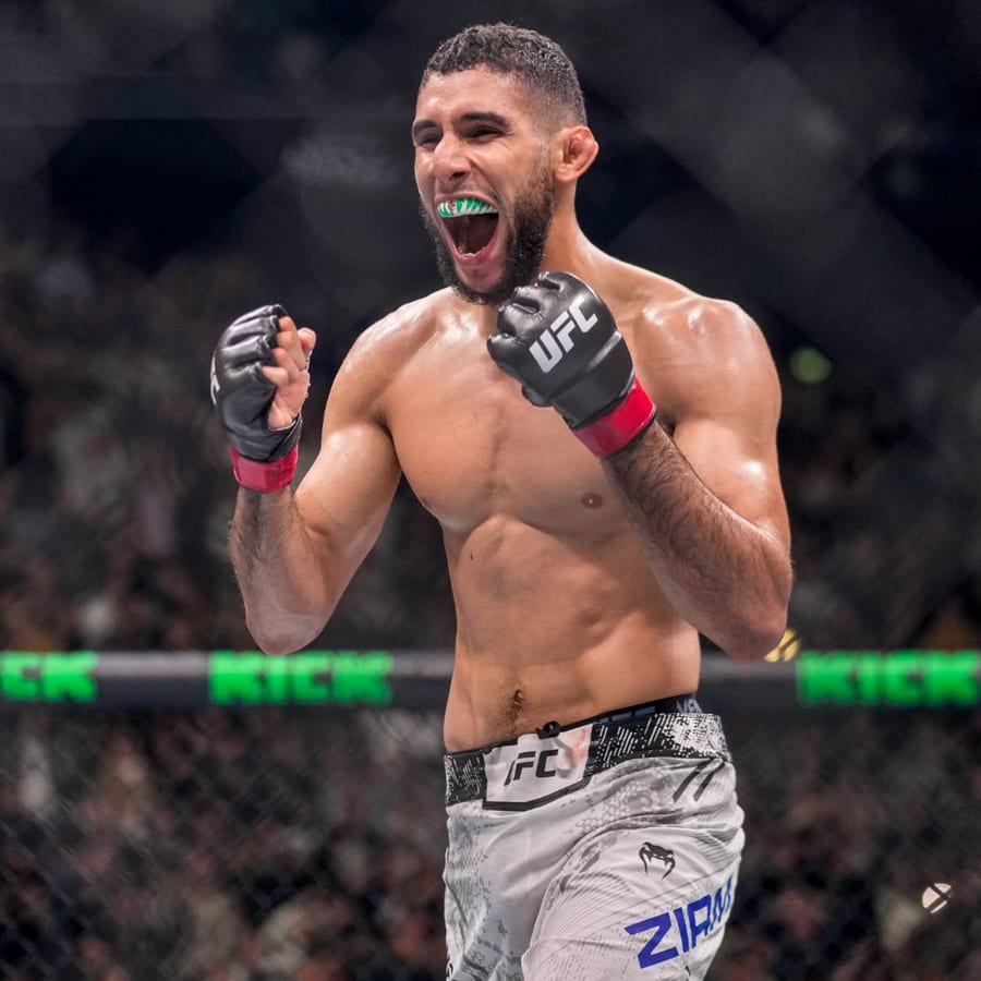 Champion Farès